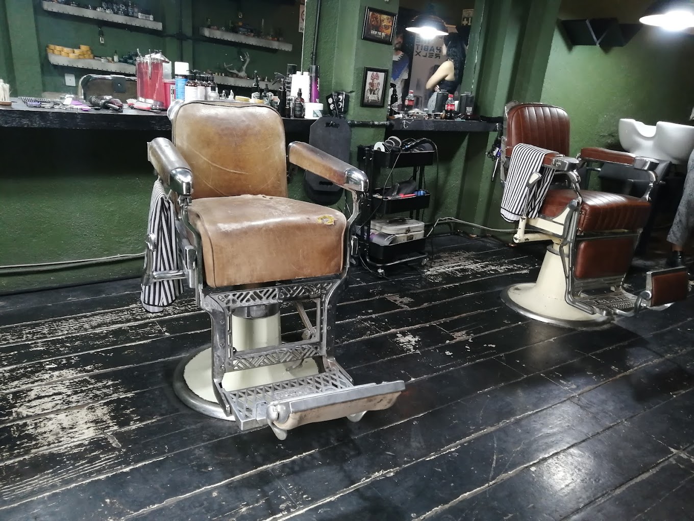 Cobra Negra | Peluquería & Barbería